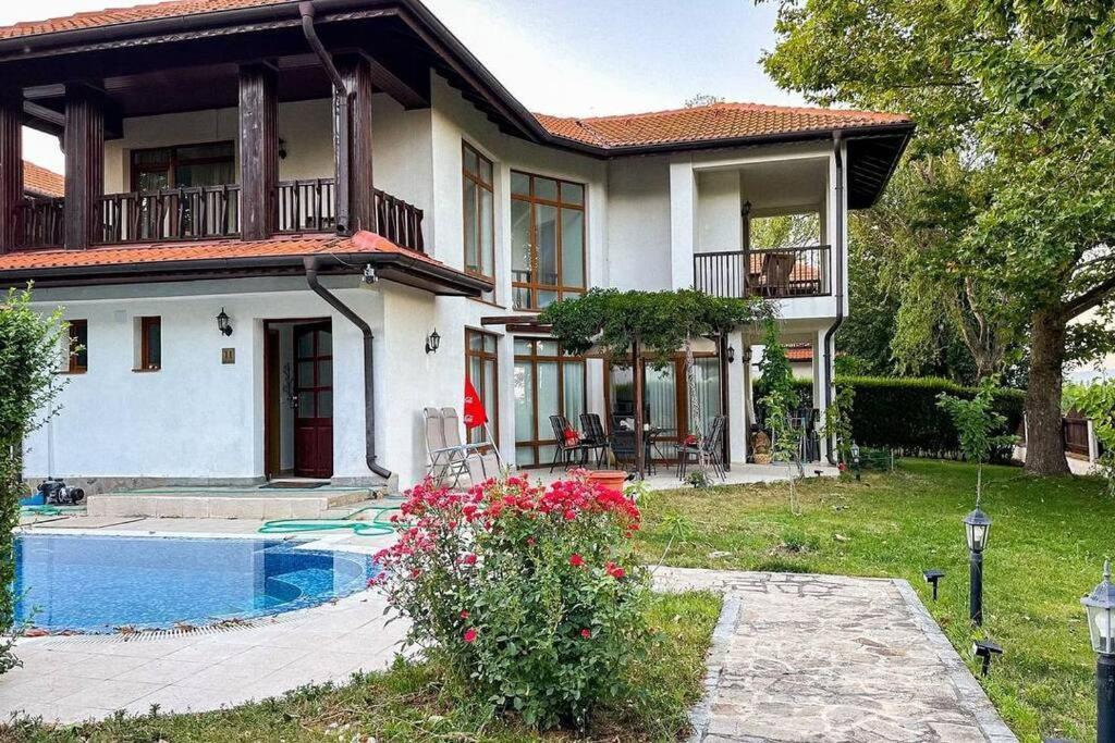 Beautiful And Quiet Family Villa Kableshkovo  Exterior photo