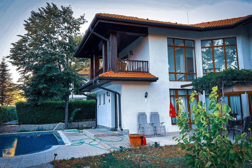 Beautiful And Quiet Family Villa Kableshkovo  Exterior photo